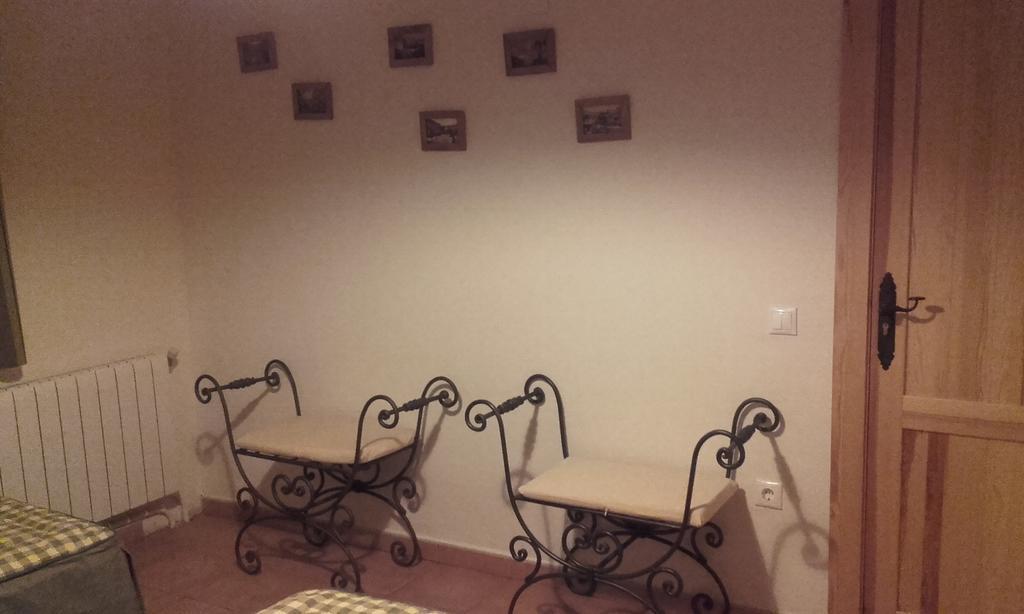 Apartamentos Serrano Ribatajada Εξωτερικό φωτογραφία