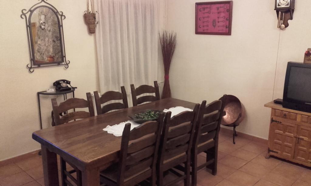 Apartamentos Serrano Ribatajada Εξωτερικό φωτογραφία